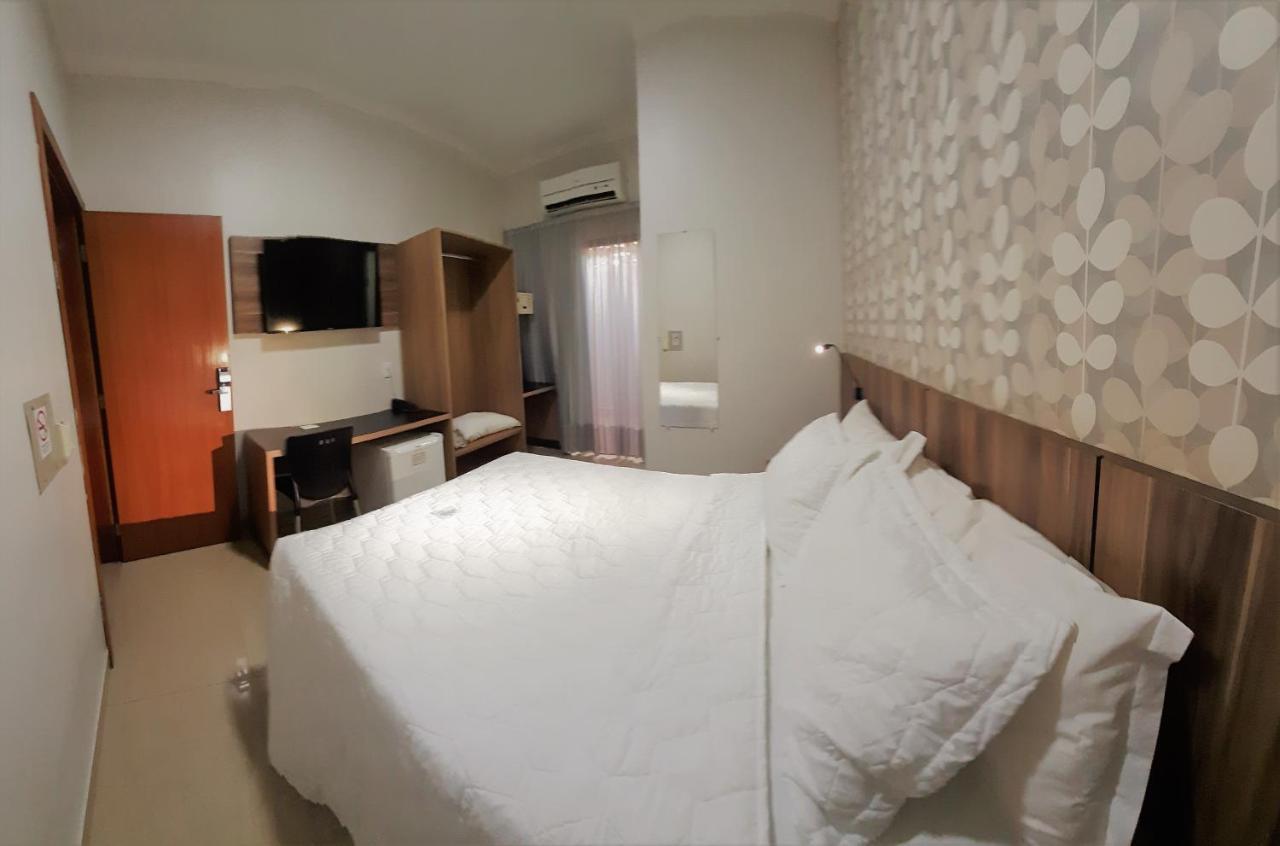 Hotel Horto Rondonópolis エクステリア 写真